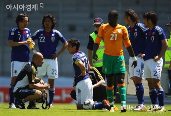 월드컵 일본 반응 "드록바에게 졌다" 절망 