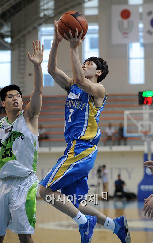 [포토]김기윤,'바람같은 돌파'