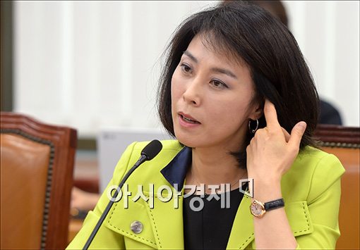 신의진 의원 홍보 현수막에 아동성폭행 피해자 이름? 환자 인권은?