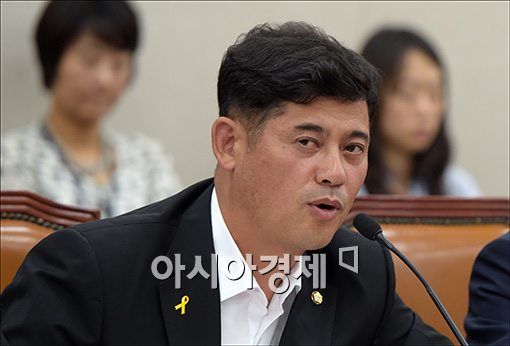 [2014국감] 박민수 "해수부 퇴직자, 산하기관 재취업 심각"