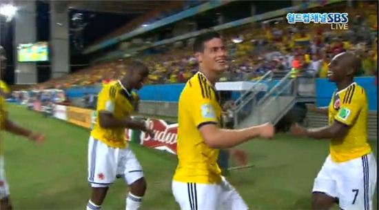 ▲후반 44분 일본 콜롬비아전에서 4번째 골을 터뜨리고 좋아하는 콜롬비아 로드리게스(사진:SBS캡처)