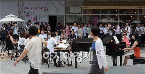 [포토]직장인을 위한 야외 콘서트