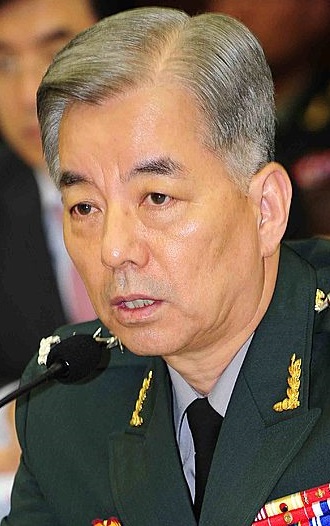 오늘 국방장관 이취임식… 선비형 한민구장관 취임