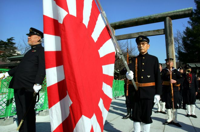한국과 미국, 일본의 합참의장이 만나 3국 군사협력 방안을 처음으로 논의한다.