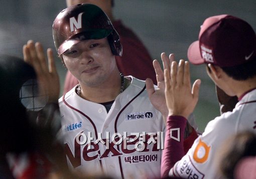 [포토]박병호,'홈런은 아니지만 타점에 득점까지'