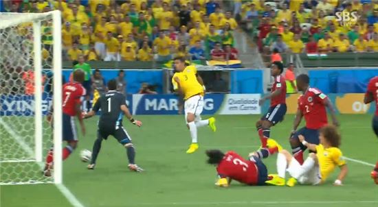 브라질 콜롬비아, 네이마르VS로드리게스…전반 실바 선취골로 브라질 1-0리드
