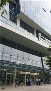 팬택, 이사회 개최…12일 오후 법정관리 신청(종합)