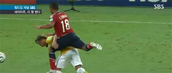FIFA는 네이마르에 부상을 입힌 수니가가 고의성이 없다고 결론내렸다. (사진:SBS 방송 화면)
