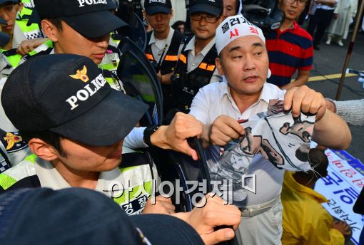 국방부 "일본 자위대행사 참가, 한일 국방교류 차원"