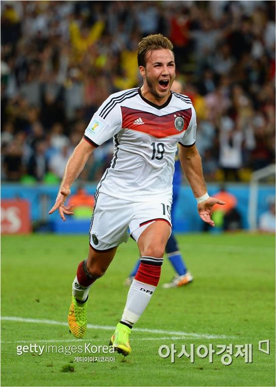 2014 독일 아르헨티나전. 결승골로 독일 우승을 이끈 엄친아 마리오 괴체[사진=Getty Images/멀티비츠]
