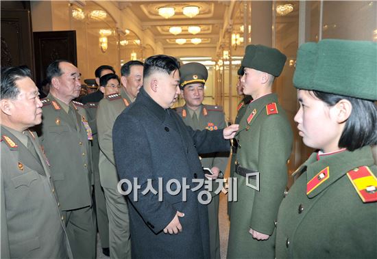 북한 국방위원회 김정은 제 1위원장의 헤어스타일
