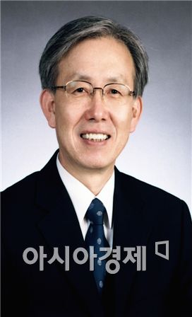 전남대학교 김윤수 교수