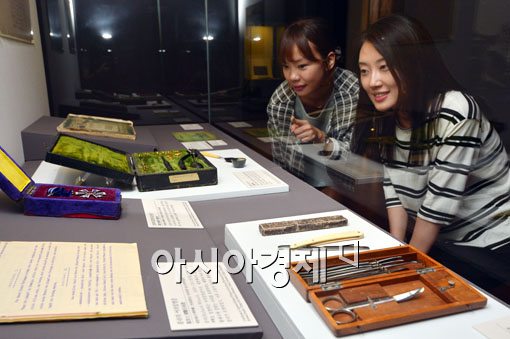[포토]조선시대에 들어온 서양 의료도구들 