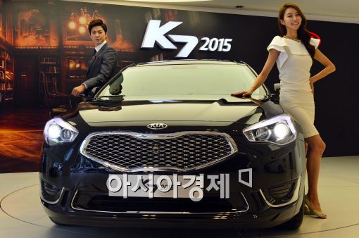 [포토]우아한 자태 뽐내는 'K7 2015'
