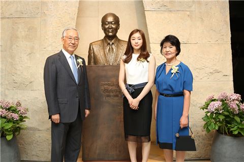 [포토]김연아, 제8회 포니정 혁신상 수상
