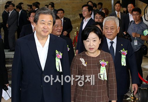 [포토]제헌절 행사 참석하는 김무성·심상정·김한길