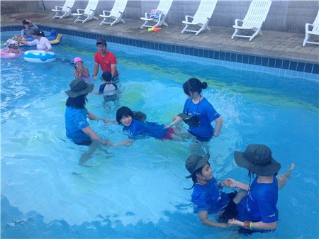 포스코건설, 장애 청소년과 함께하는 캠프 개최