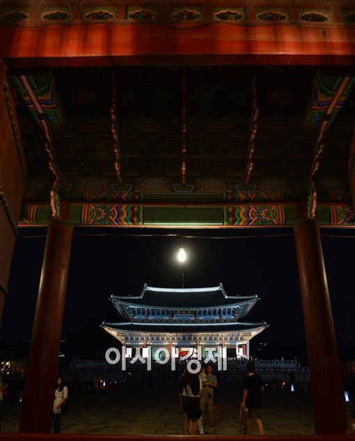 [포토]운치있는 고궁의 여름밤 
