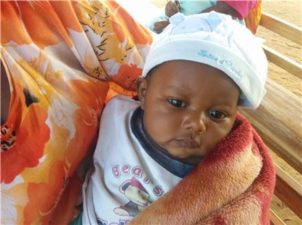 아프리카 탄자니아에 육아용품 지원 