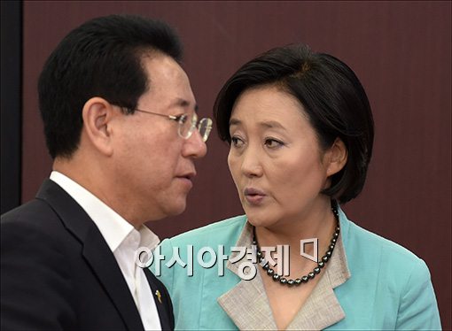 [포토]대화 나누는 박영선·김영록