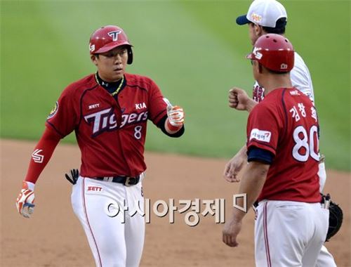 KIA 안치홍, 호타준족 '20-20' 2홈런·1도루 남았다