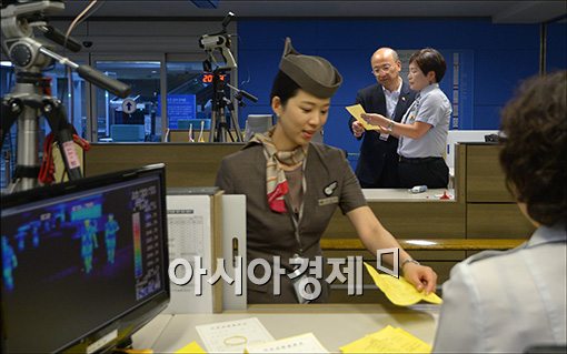 [포토]인천공항서 에볼라 검역 점검