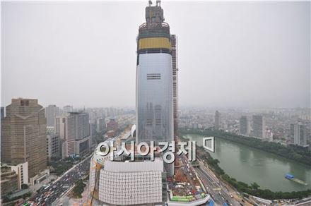 "경제냐 안전이냐"…서울시 '제2롯데월드' 딜레마
