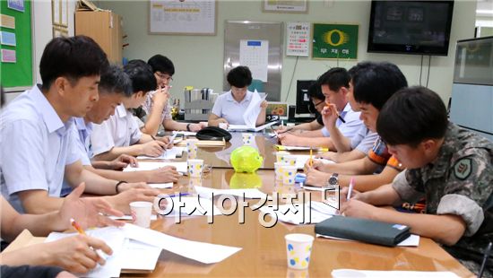 [포토]광주 동구, 2014을지연습 실제훈련대비 유관기관 회의