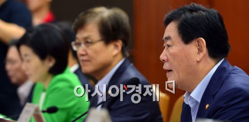 崔 부총리, 경제 장관들 긴급소집…왜?