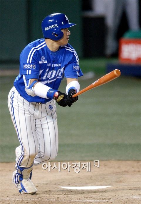 삼성 이승엽, 25호포 '쾅'…최초 팀 3900홈런 달성