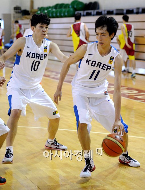 [포토]송교창,'돌파해 볼까'