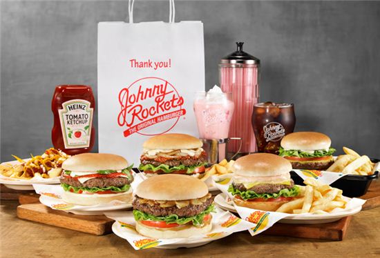 미국 프리미엄 햄버거 레스토랑 자니로켓이 판교에 국내 10호점을 오픈한다.