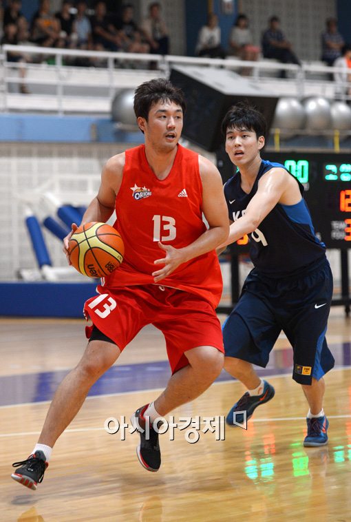 [포토]돌파하는 김동욱