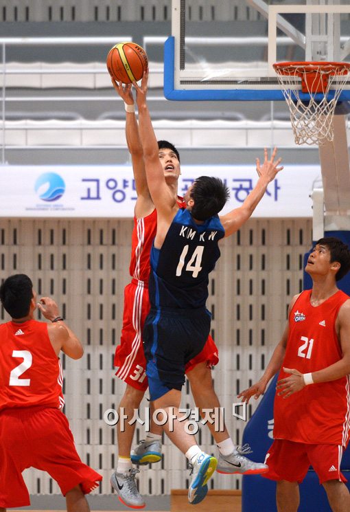 [포토]장재석,'감히 어딜'