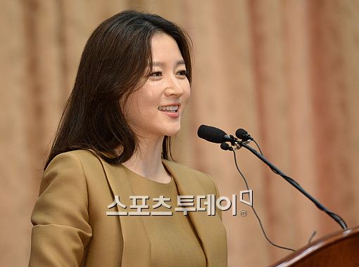 '사임당' 이영애, 10년만에 '1인2역' 안방극장 컴백…출산 이후 첫 작품