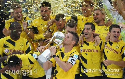 도르트문트 슈퍼컵 우승, 뮌헨에 2-0 승리…지동원은 결장