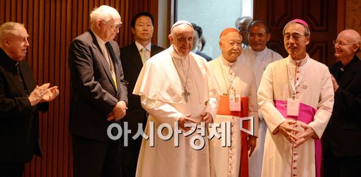 [포토]미소짓는 프란치스코 교황 