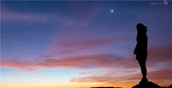 8월 새벽 하늘…금성과 목성이 만난다 