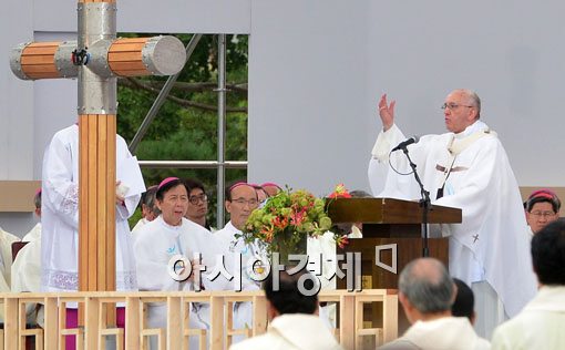 [포토]아시아 청년대회 폐막미사 참석한 프란치스코 교황 