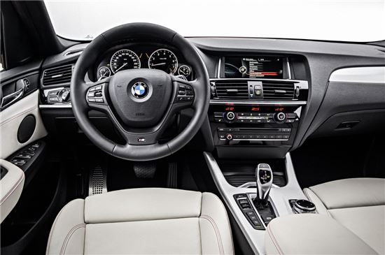 BMW 뉴 X4 인테리어