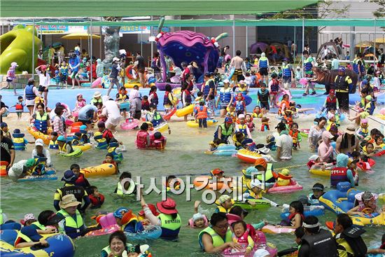 함평엑스포공원 물놀이장 4만6000여명 다녀가 큰 인기