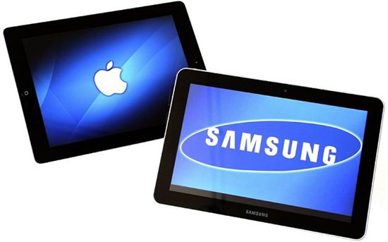아이패드(왼쪽)와 갤럭시탭 태블릿