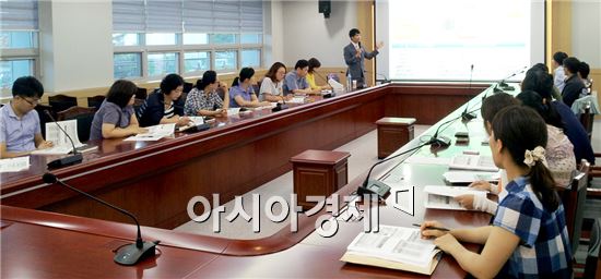 구례군이 본격 가동을 시작한 청백-e시스템 사용자 교육을 실시했다.