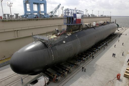 [동북아 해군력 증강 경쟁]16. 예산감축에도 잠수함·항모 증강하는 미국