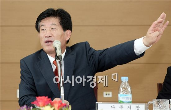 강인규 나주시장, "소상공인 소득금고기금 활성화 하겠다"