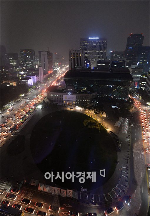 [포토]불 꺼진 서울시청