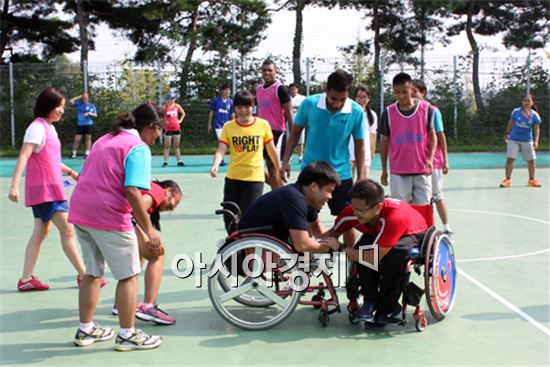 광주-UN YLP, ‘축구프로그램’실시