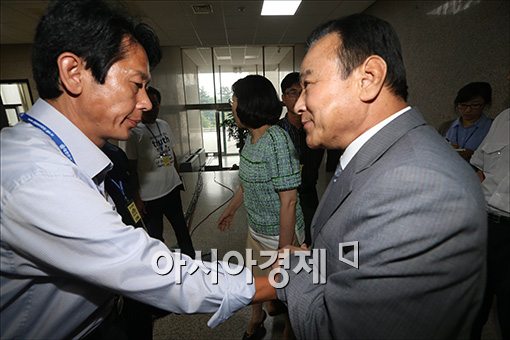 이완구·세월호 유가족 오늘 2차 회동…세월호 특별법 해법 논의