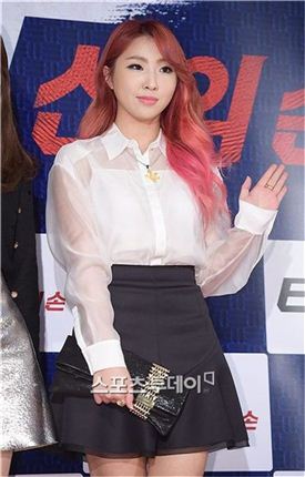 2NE1 공민지, 댄스스쿨 열었다…'후배 양성'