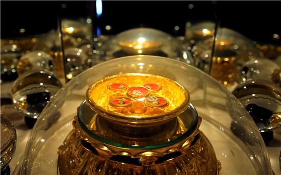 창밖, 금강산 화암사 수바위가 소리쳤다 “넌 뭣고?”